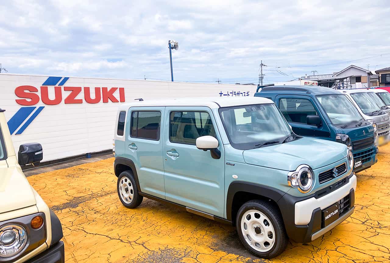 小杉自工に展示されている車
